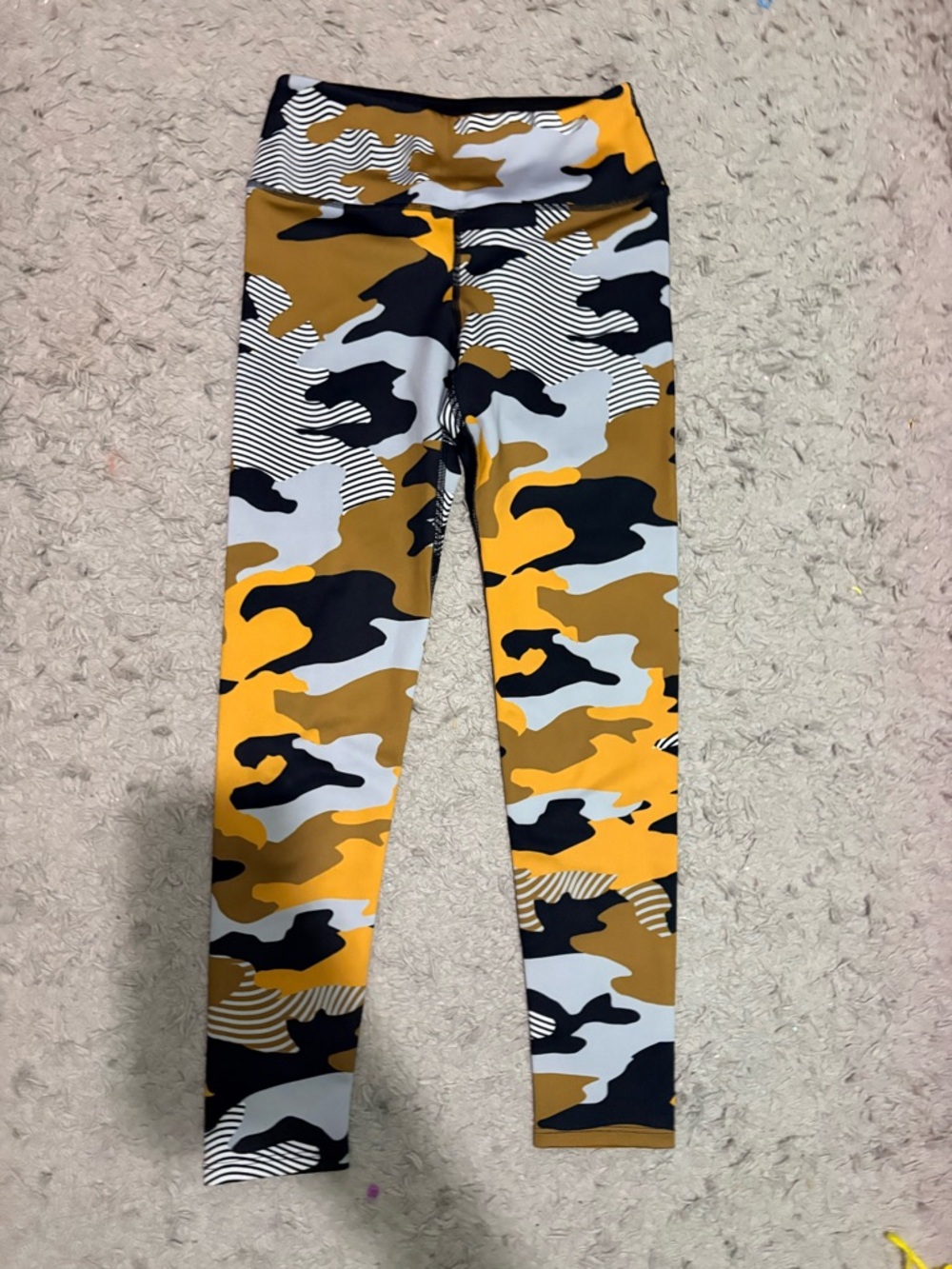 Noli Yellow, Black & White Camo Leggings